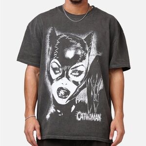 Culture Kings Cat Woman Graphic T-shirt 🖤